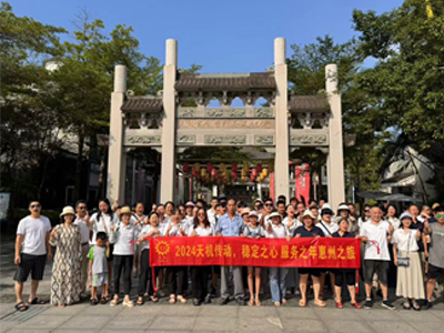 臺(tái)靈機(jī)電集體照 臺(tái)靈機(jī)電集體照